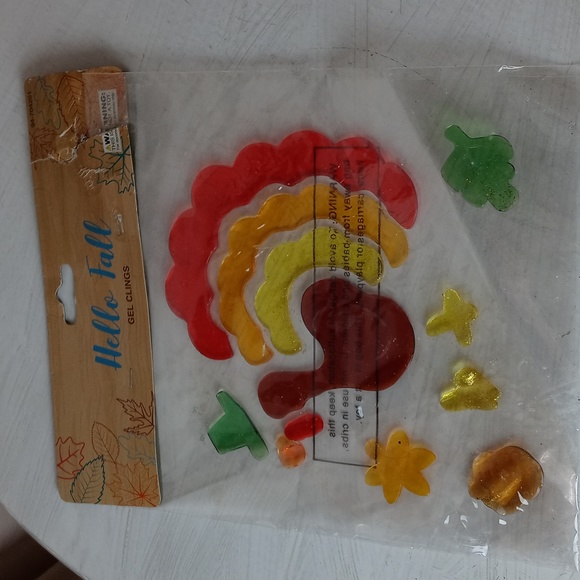 NWT Bundle of Thanksgiving Decor - Picture 4 of 10